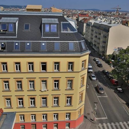 Studio-Apartment between Schoenbrunn&the City Center  Wenen Buitenkant foto