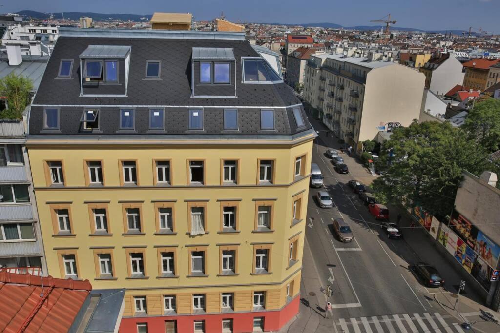 Studio-Apartment between Schoenbrunn&the City Center  Wenen Buitenkant foto